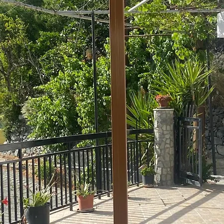 Cozy Country House With View Lejlighed Limassol